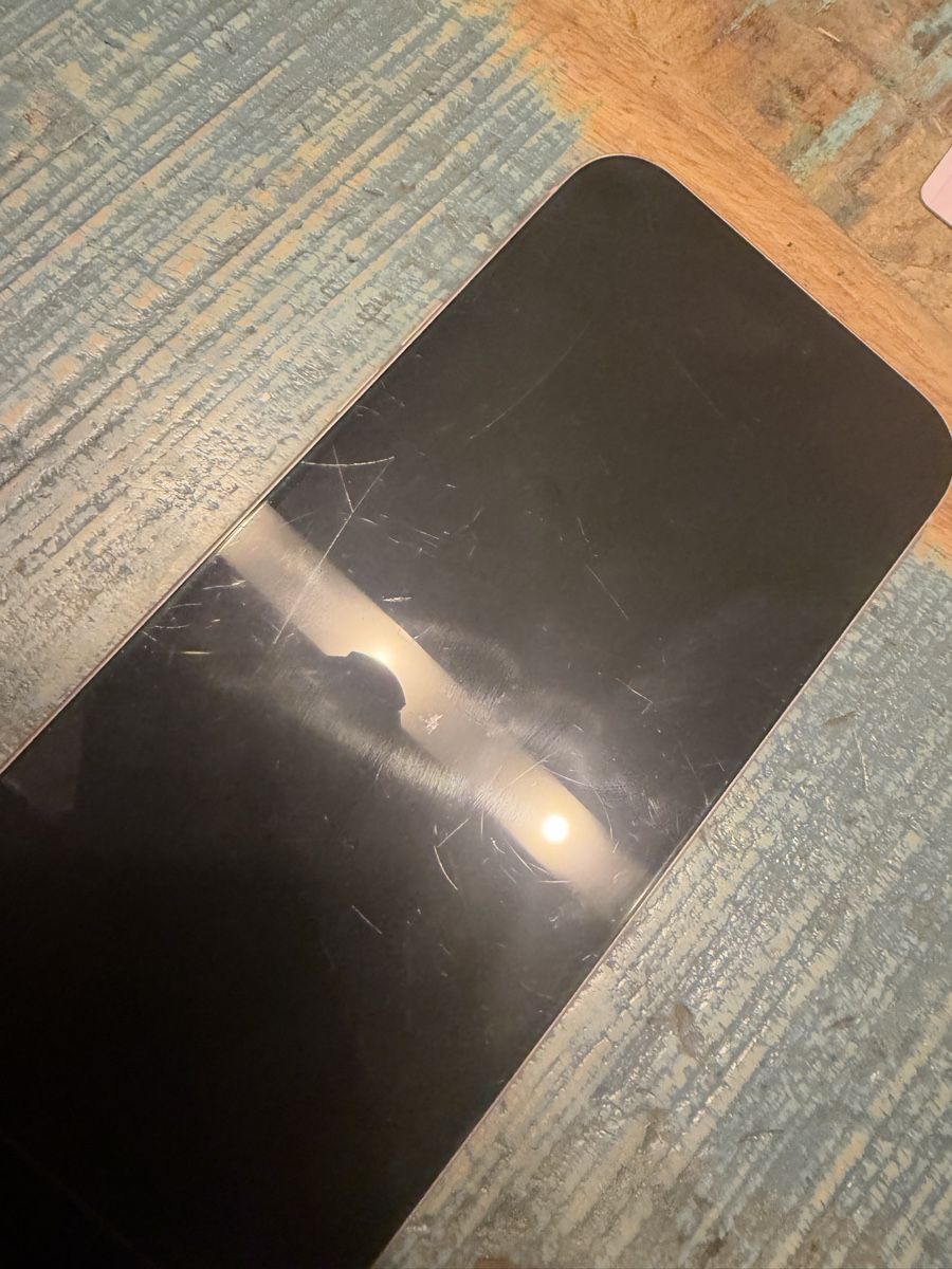 Apple Handys / Smartphones: Apple iPhone 15 plus rose, 256 GB – Gebraucht aus Bulle von ade_2hzf 3