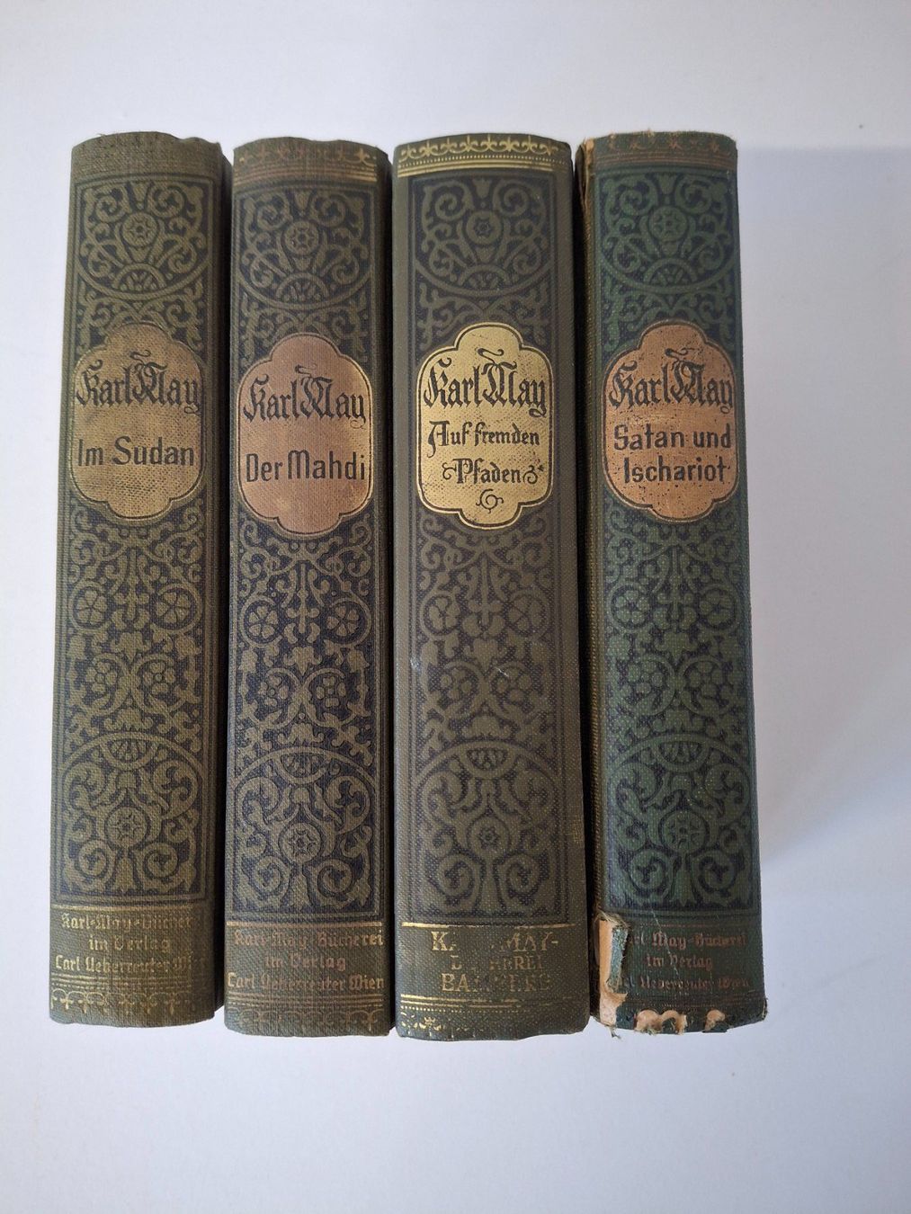 Libri: Karl May Klassiker - 4 Bände – Usato da Reichenburg venduto da AK307