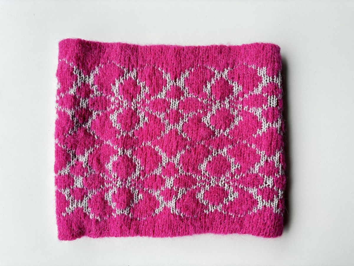 Foulard & Sciarpe: Cowl, Loop, Schauchschal in DoubleFace handgestrickt – Nuovo e nell'imballaggio originale da Fislisbach venduto da handglismet 2