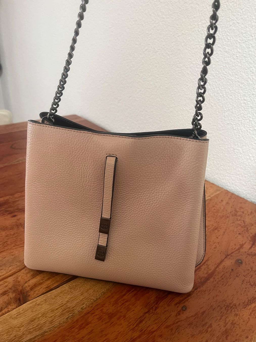 Taschen für Damen: Ledertasche mit Kette, beige, neuwertig – Gebraucht aus Luzern von paulinili 2