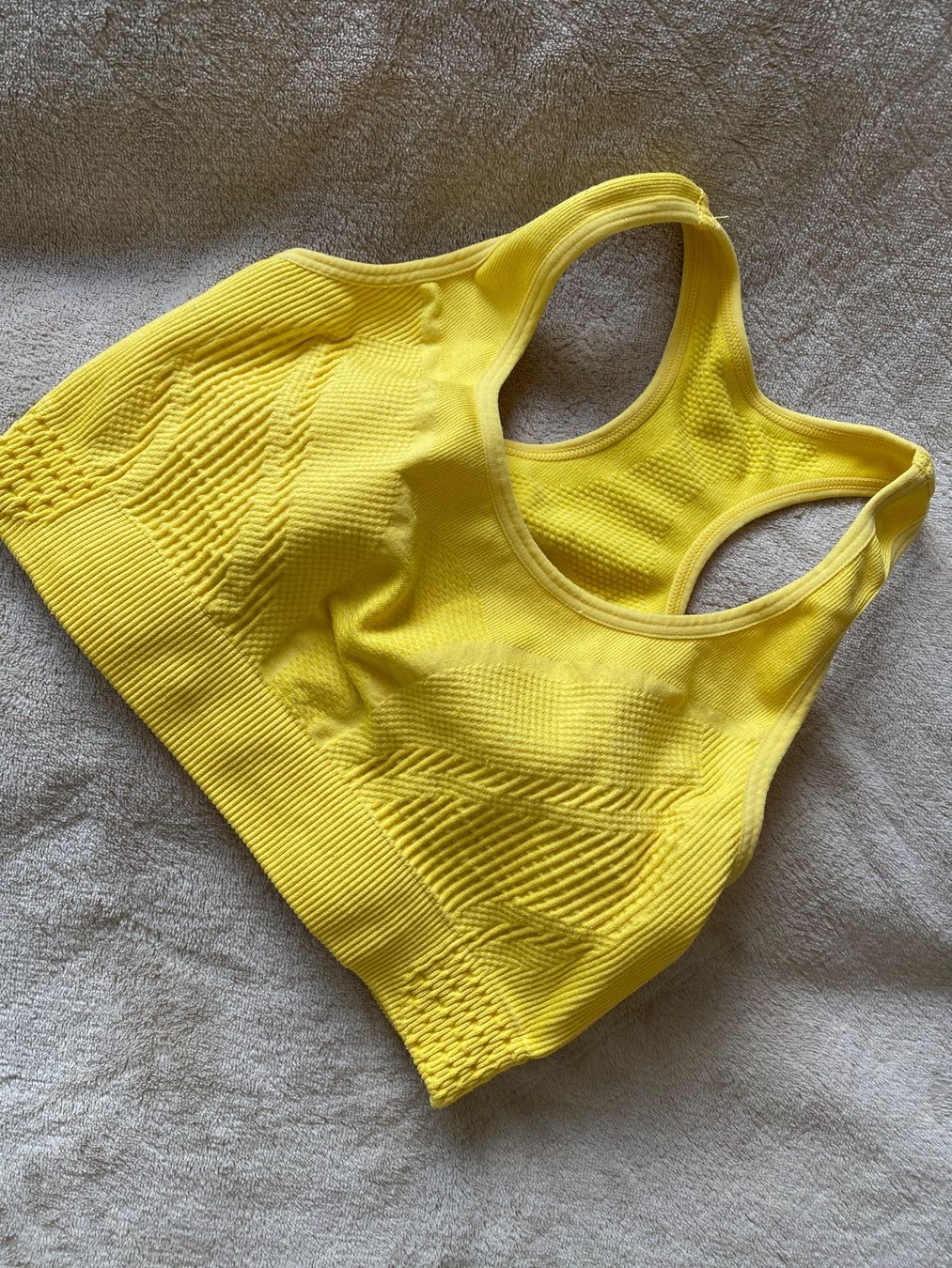 Top: Sportbustier starker Halt Grösse S – Nuovo (secondo la descrizione) da Trachslau venduto da M_Schmid81