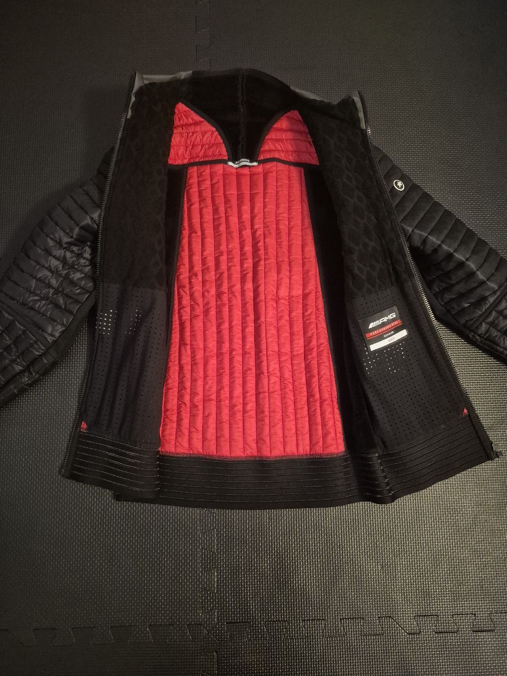 Assos Giacche: Assos AMG FallJacket – Usato da Winterthur venduto da biker_07 2