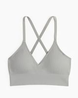 H&M Seamless Sport-Bra with Drymove and Medium Support