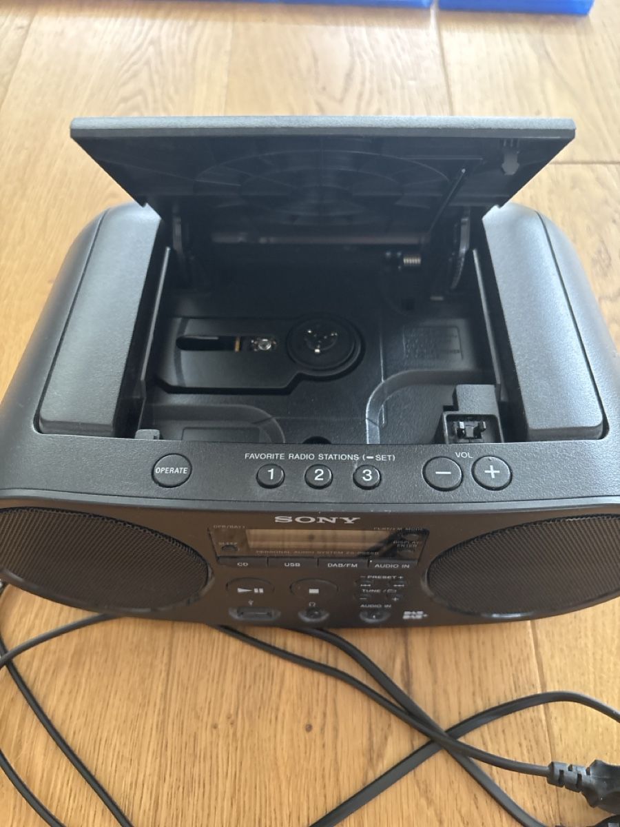 Sony Radio: Sony Radio mit DvD Player – Usato da Reinach BL venduto da Jan_Bsl 1