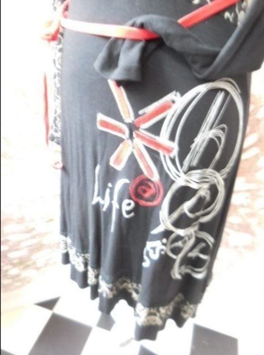 Desigual Kleider: Sommerkleid von Desigual – Gebraucht aus Innerthal von System_of_a_down 3