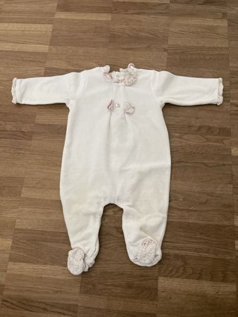 Baby Strampler Myle weiss mit rosa Details guter Zustand