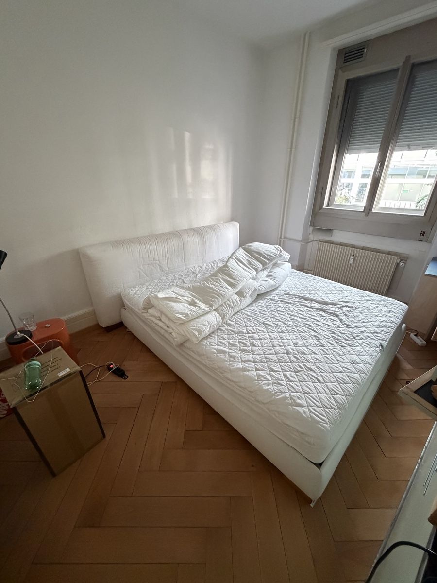 Letti: White double Bed For Free – Usato da Zürich venduto da dav_6z2j 3