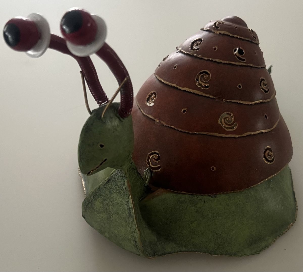 Toutes les décorations: Schnecke Metall Gartendeko mit Windlicht – D'occasion à Kehrsatz par Louvitesse 1
