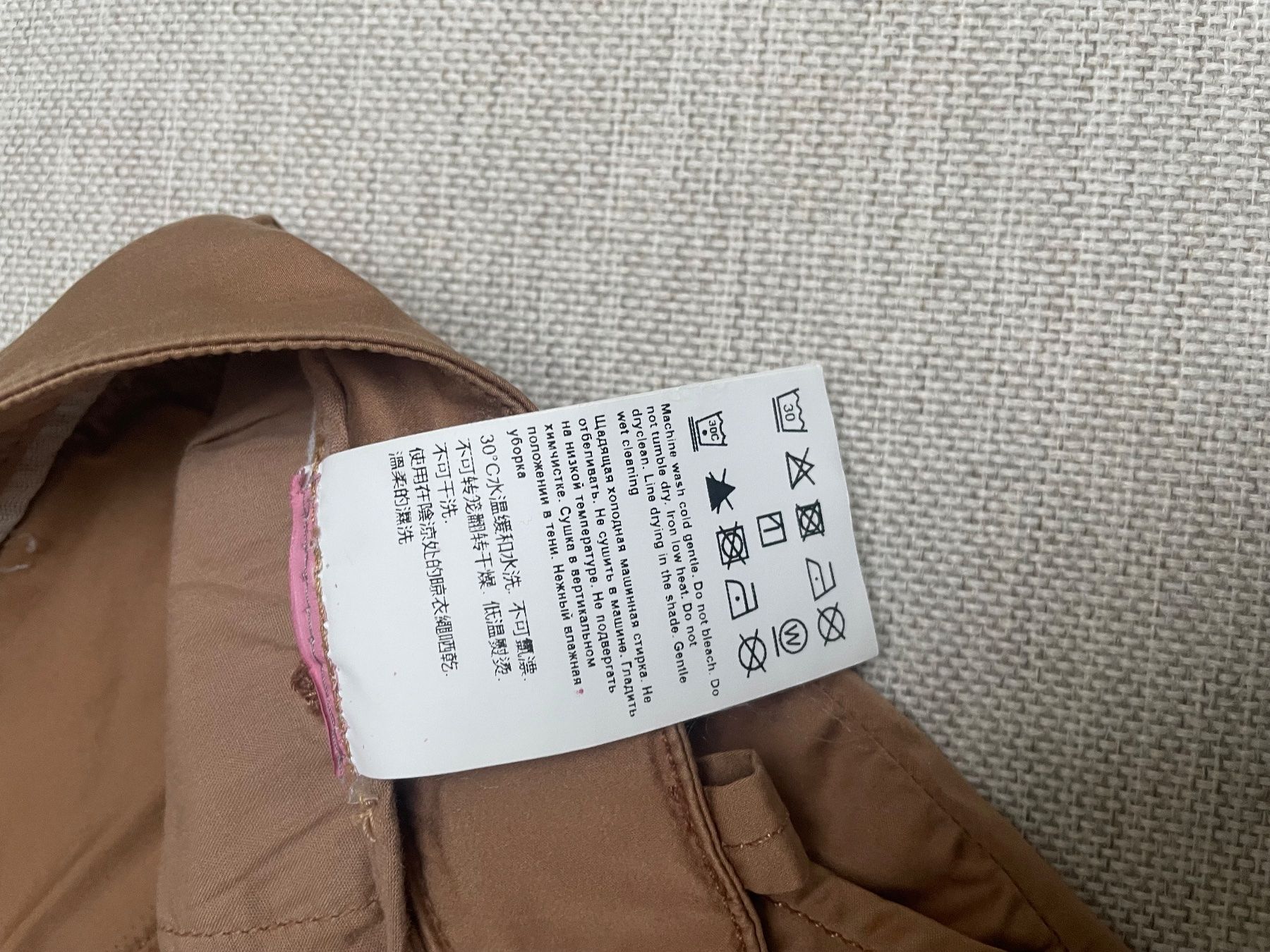 Escada Pantaloni: Hose Escada 36 – Usato da Minusio venduto da Pink222 3
