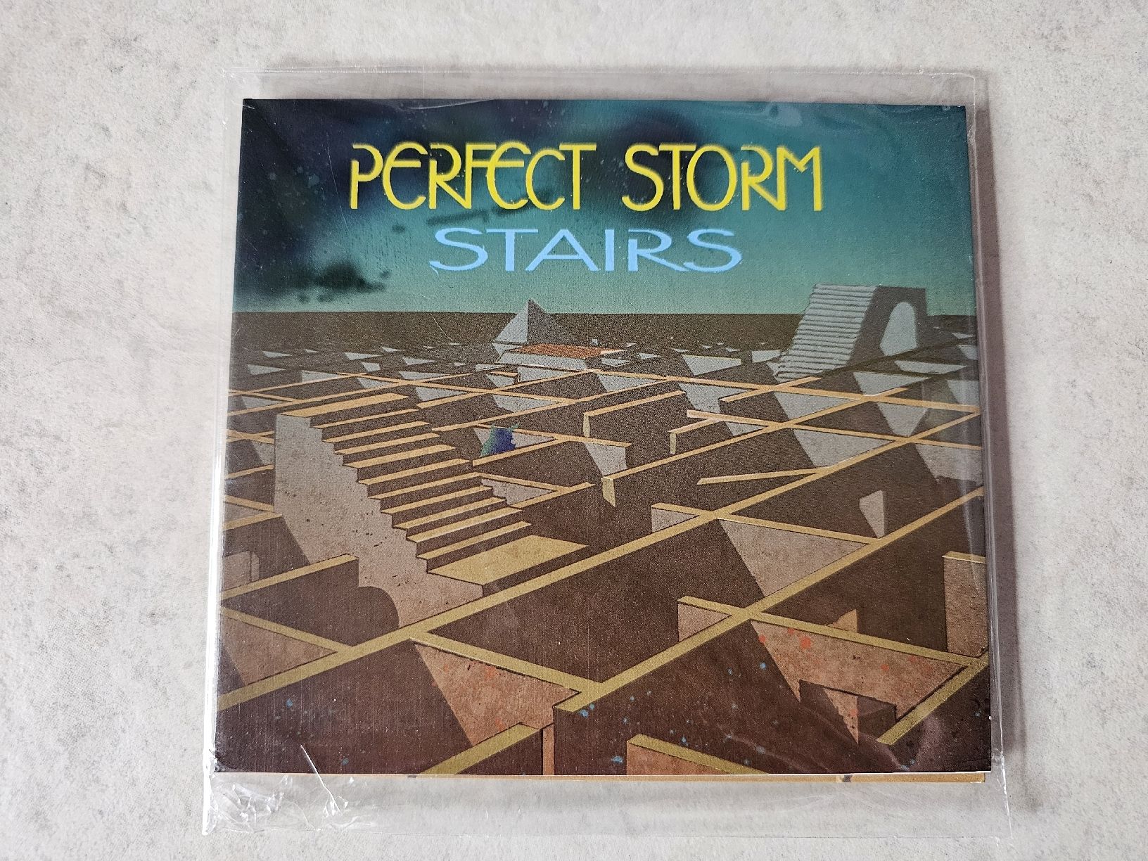 CDs: Perfect Storm  -  Stairs  /  Fabrikneu – Neuf avec emballage d'origine à Schneisingen par backstore24