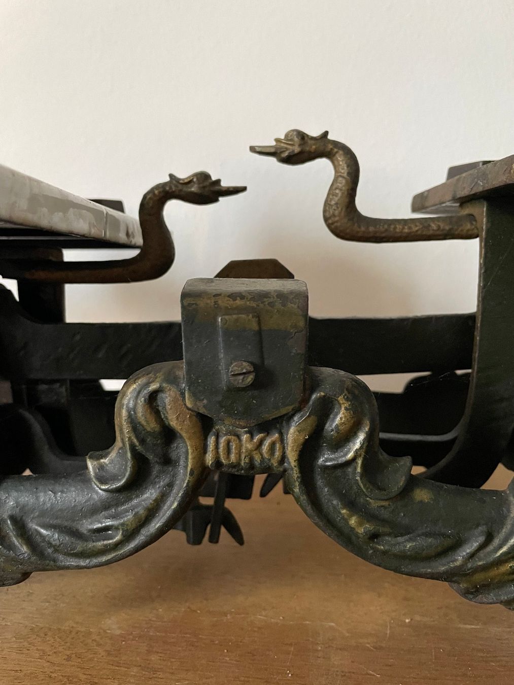 Balances et poids: Antike gusseiserne Waage mit Gewichten – D'occasion à Münchenbuchsee par hamama18 3