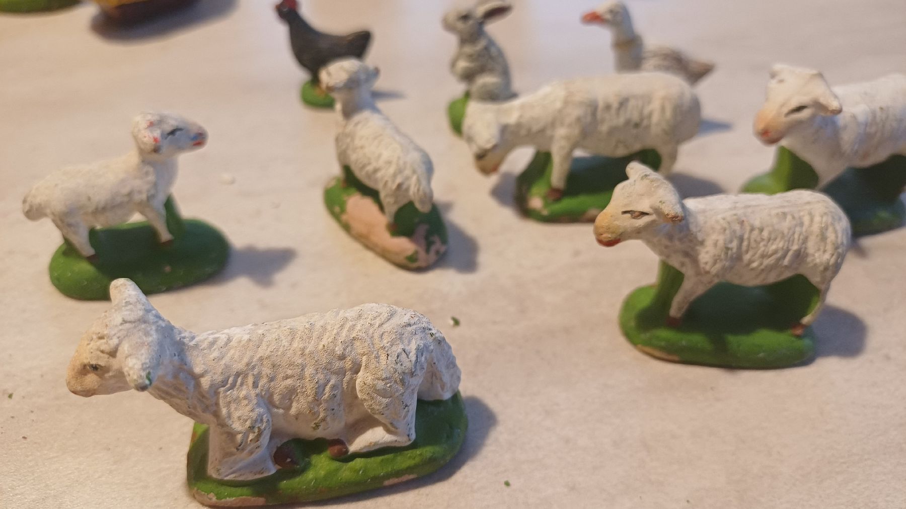 Statuette: 18 Alte Krippenfiguren  – Usato da Flawil venduto da Naphtali 1
