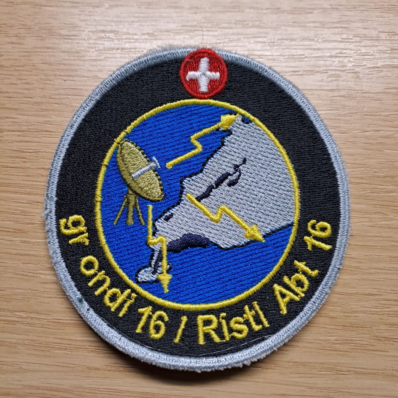 Schweizer Armee Placchette & Badge: Ristl Abt 16 – Usato da Gipf-Oberfrick venduto da Mig_29