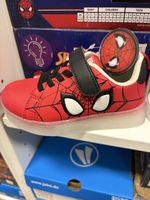Spiderman Schuhe mit LED Sohle Gr. 30 (neu) statt 49.90