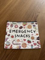 Stofftasche Emergency Snacks mit Reissverschluss neuwertig 