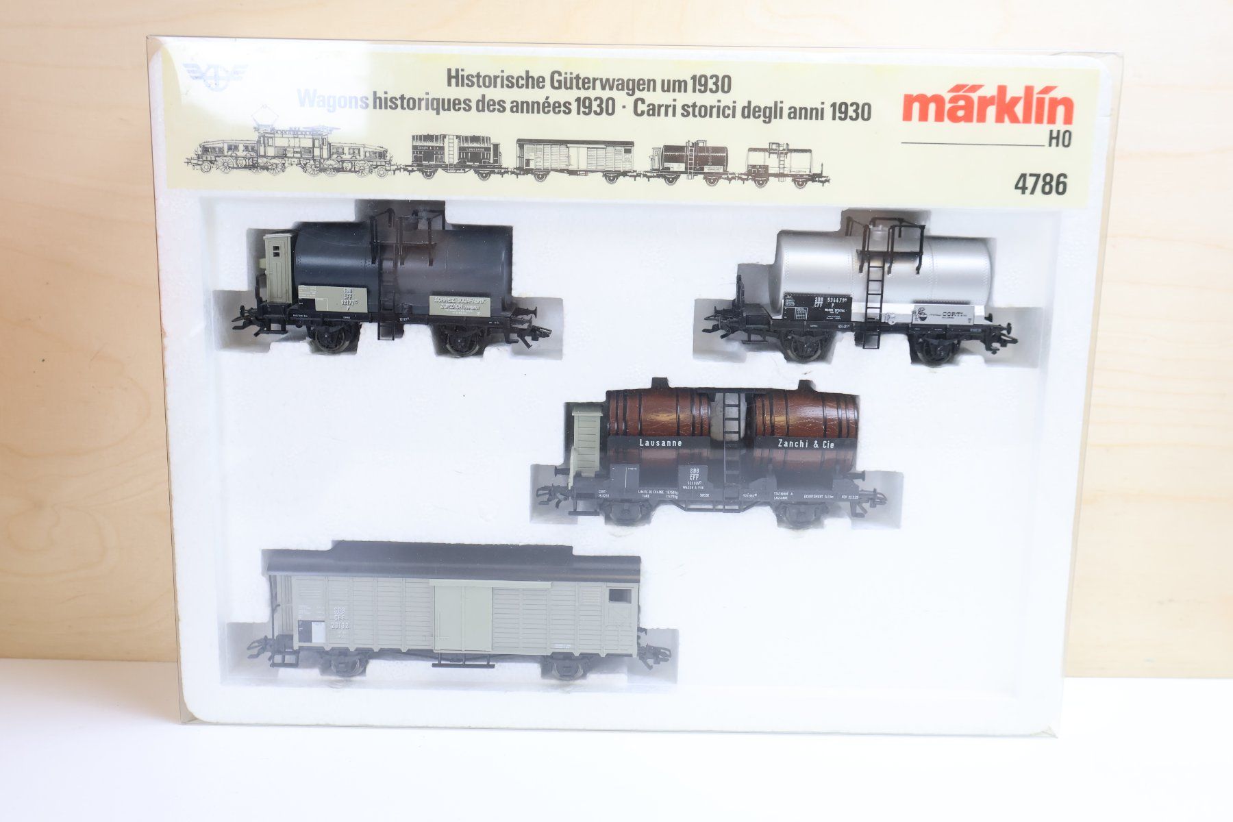 Märklin Modellini di ferrovie: Märklin SBB Krokodil Güterwagen Set - 4786 – Usato da Winterthur venduto da Monstera 5