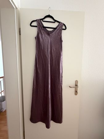 Satin Kleid