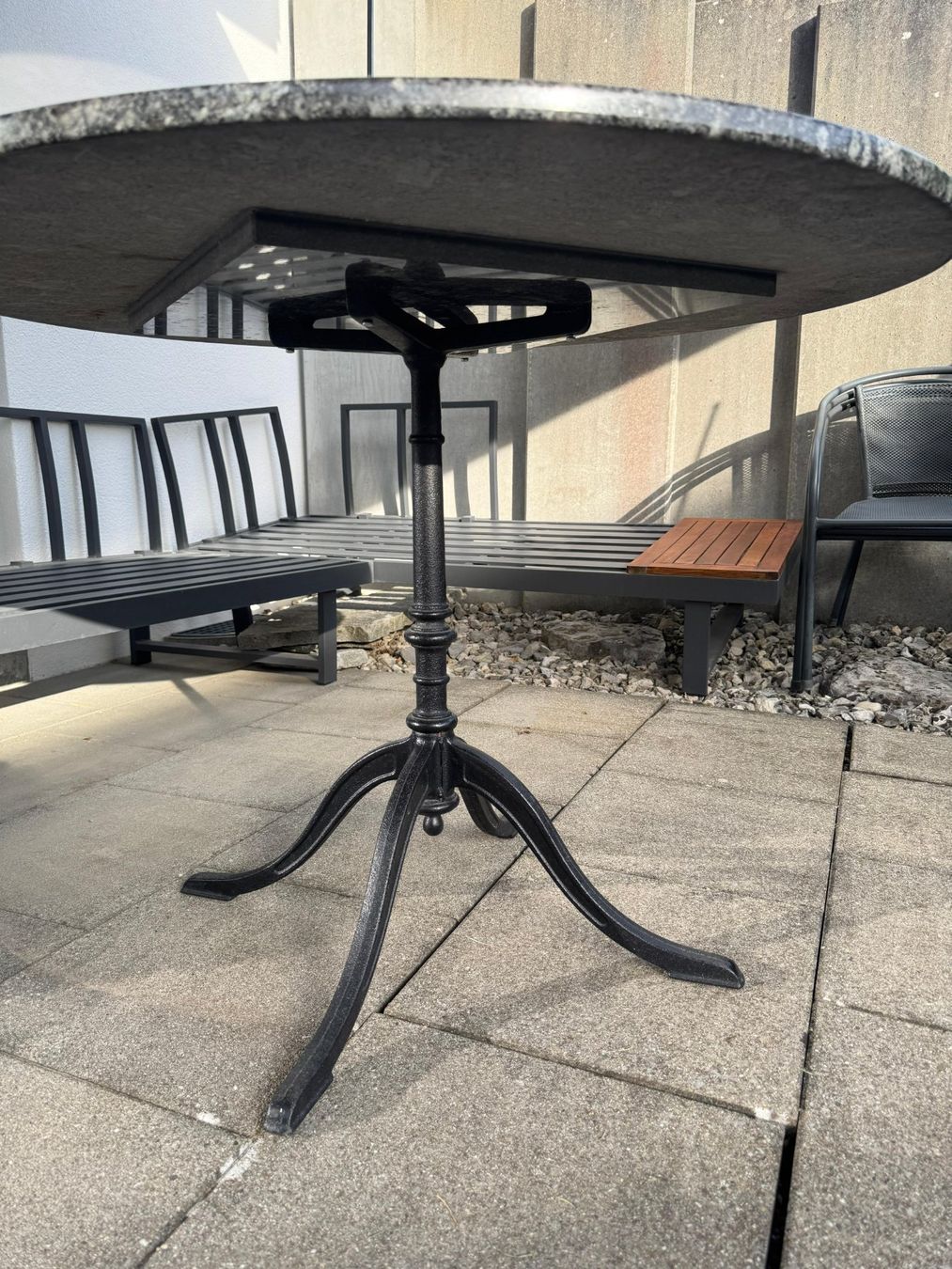 Tische: Granittisch rund – Gebraucht aus Lohn-Ammannsegg von Laluna16 2