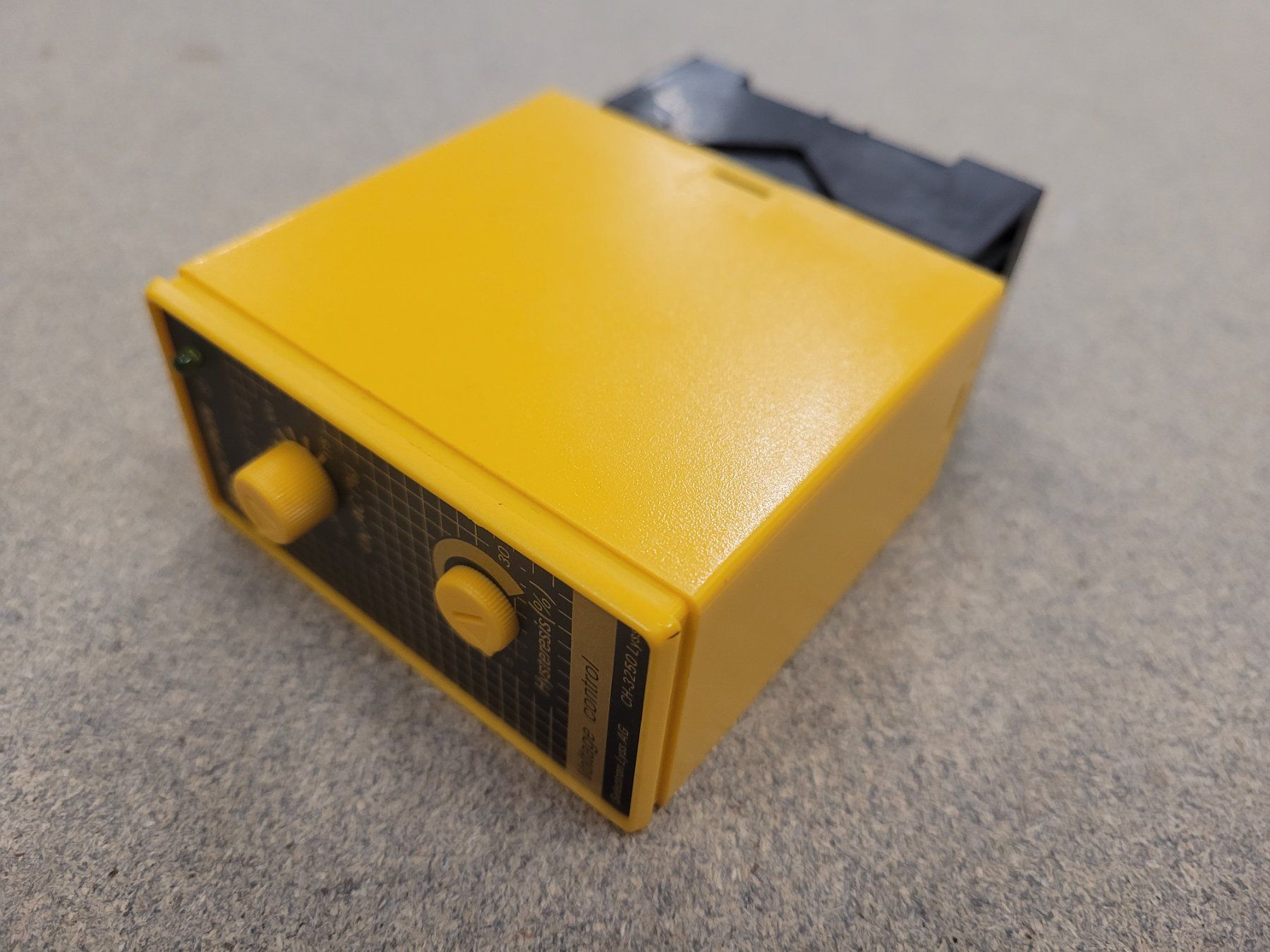 Sistema di controllo: Selectron GM Spannungsregler - GM-U 31-0 – Usato da Vitznau venduto da Vitznau84 1