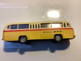 Modellauto "POSTAUTO MERCEDES O 321“ St.Moritz Brekina 1:87