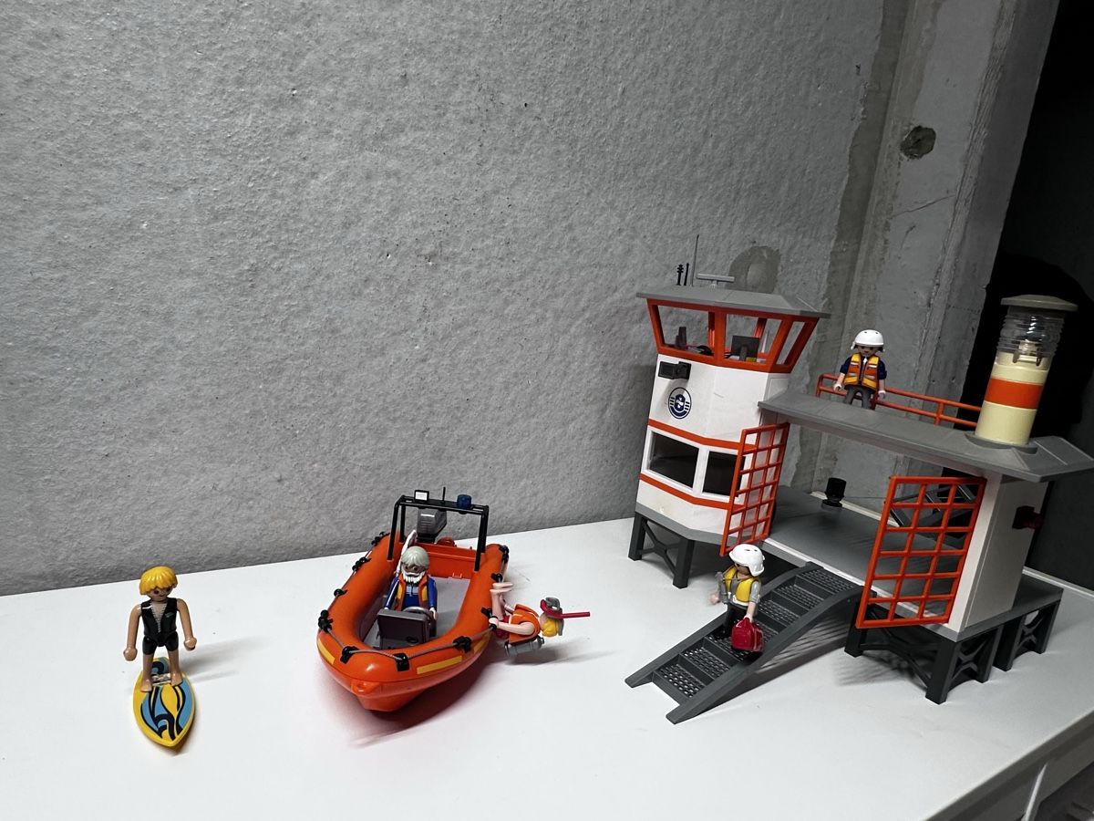 Playmobil Giocattoli: Playmobil Poste de Secours avec Bateau - Bon état – Usato da Leytron venduto da TipTop1912 2