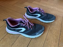 Laufschuhe der Marke Kalenji (Decathlon), Gr. 40