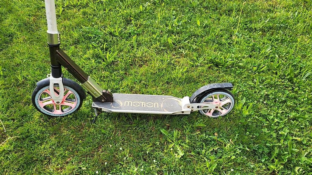 Kickboard: Kickboard Scooter Motion mit grossen Räder – Gebraucht aus Rorschacherberg von Maku007 1