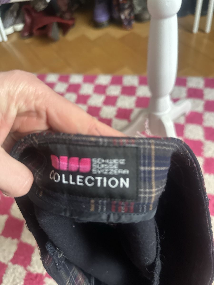 Pantaloni: Karierte Shorts – Usato da Zürich venduto da PuraVida111 1