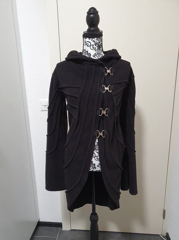 Cappotti: Fleece Jacke Kurzmantel Grösse S – Usato da Schinznach Bad venduto da cynthia7 4