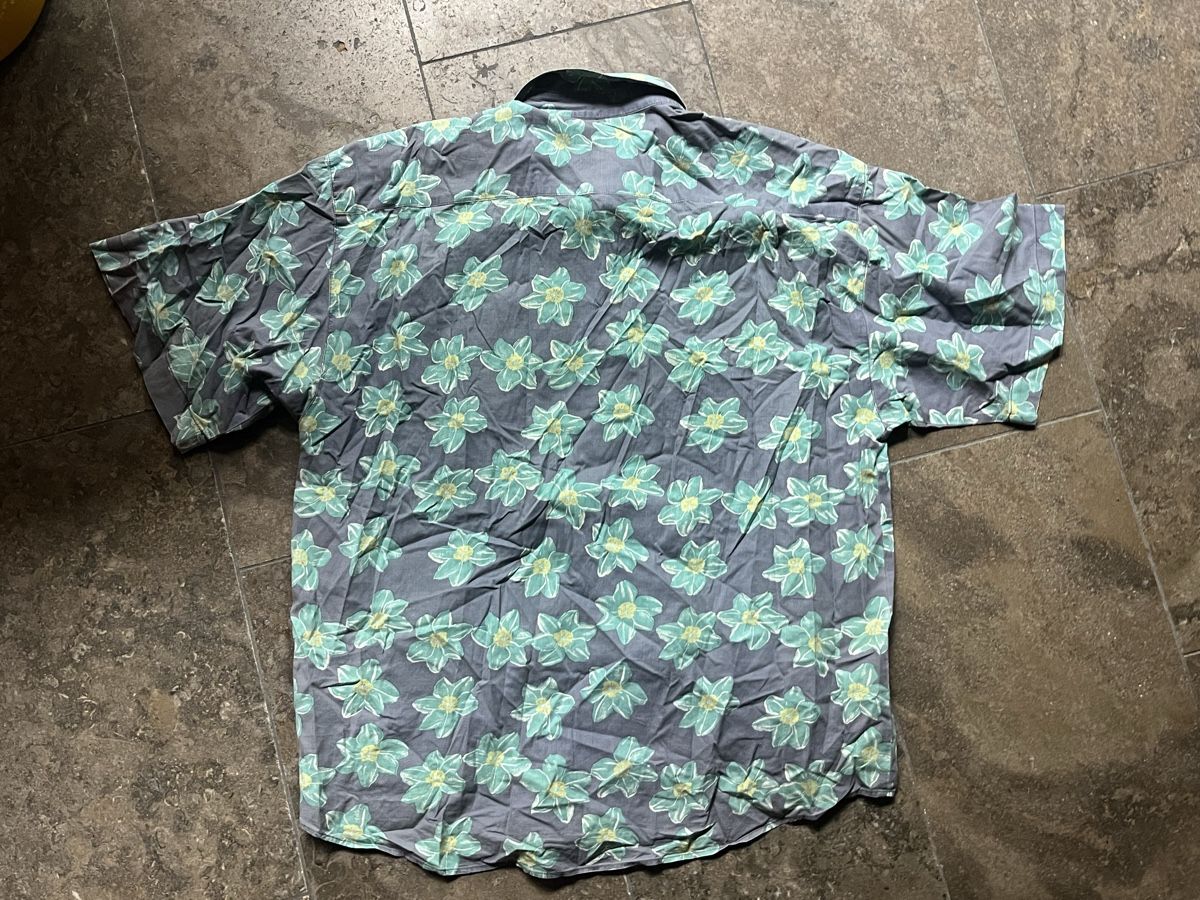 Guess Camicie: Guess Vintage Hemd K – Usato da Gockhausen venduto da Turmfalken 1