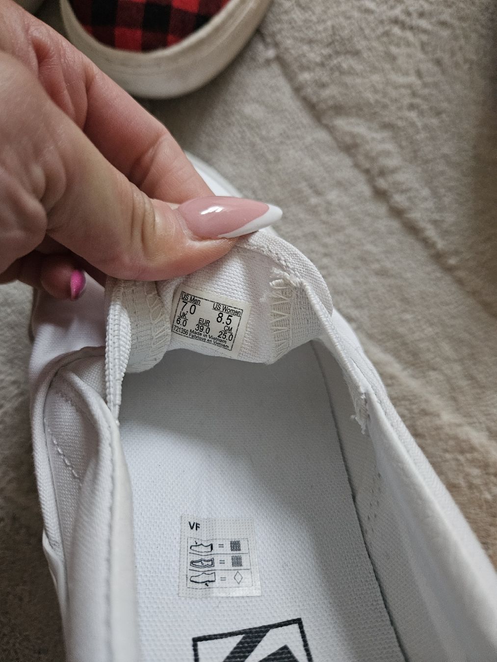 Vans Scarpe da donna: Vans + Mango Slipons/ Gr 39 – Usato da Baar venduto da BlackCat_13 3