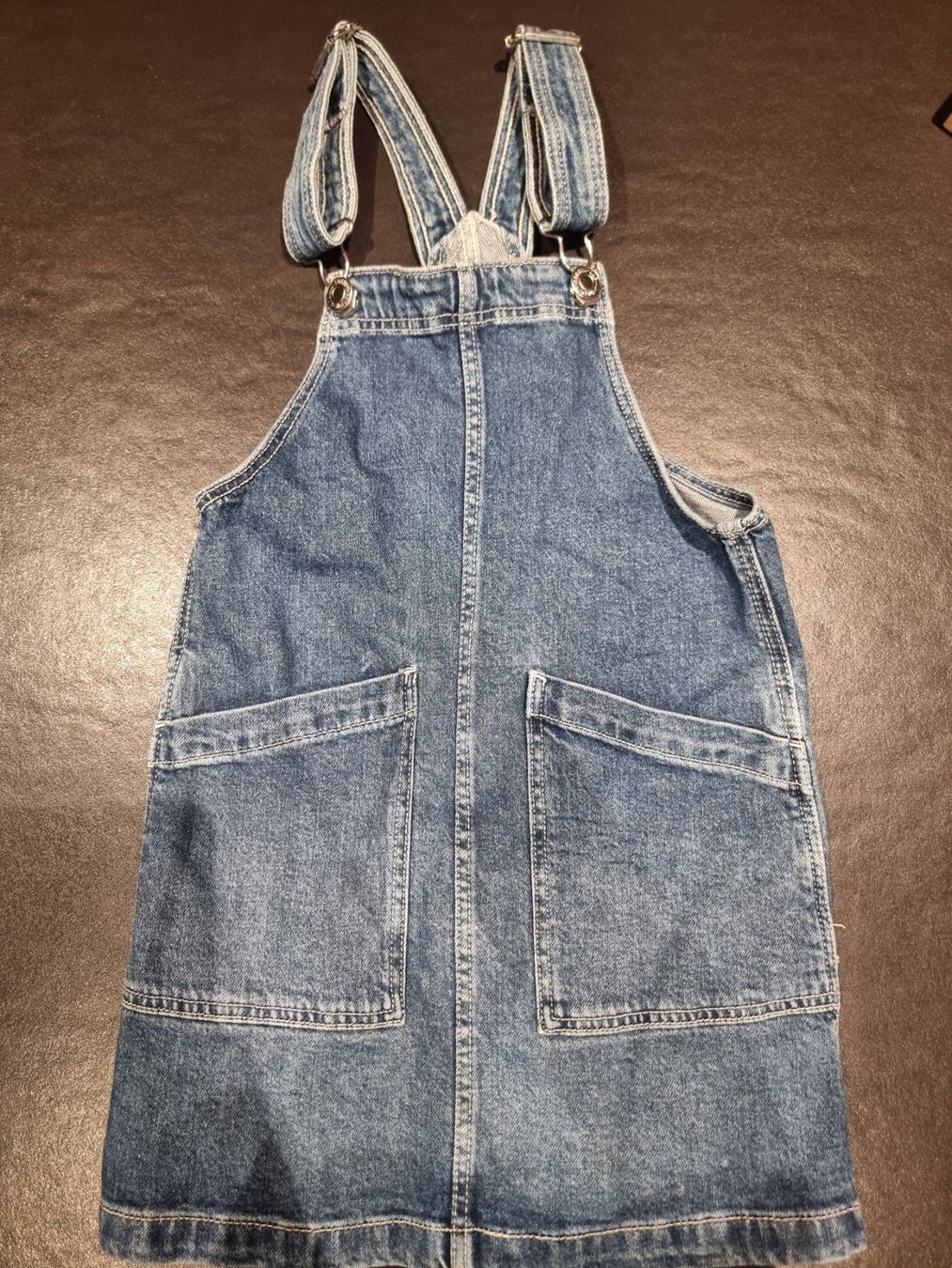 H&M Vestiti & Gonne: H&M Latzkleid Jeans, 110 – Usato da Buttikon SZ venduto da Limo180