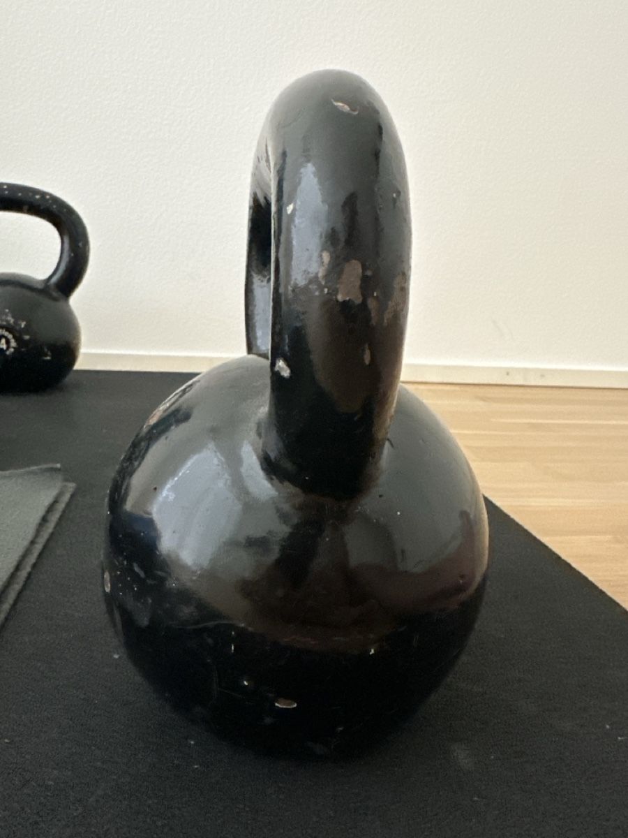 Bollitori: Kettlebell 20 kg schwarz – Usato da Allschwil venduto da MB4123 3