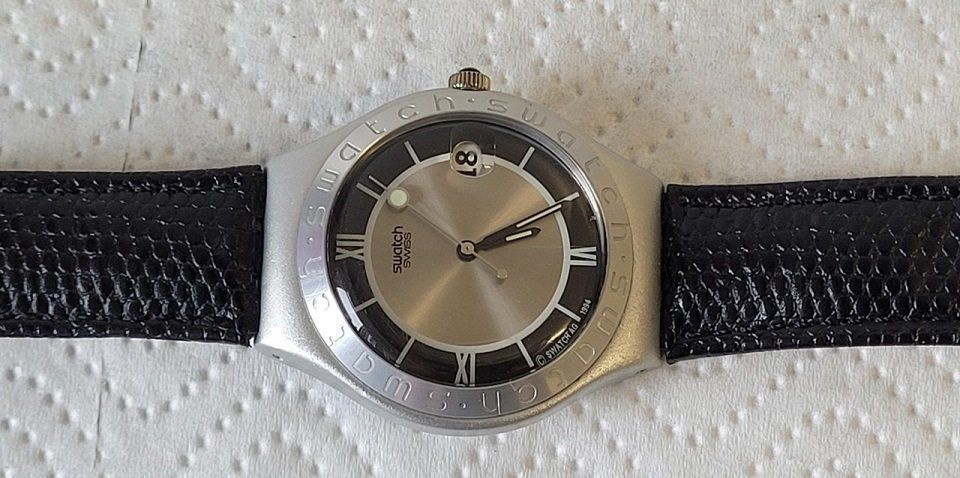 Swatch Montres: SWATCH-UHR SWISS MADE – D'occasion à Pratteln par Bmw0107 4