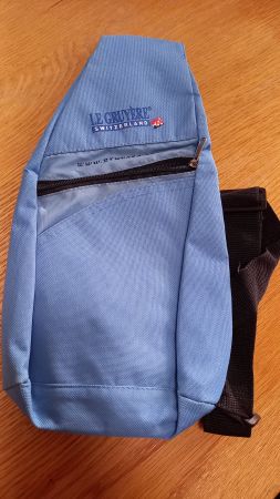 GRUYÈRE Umhängetasche / Reisetasche