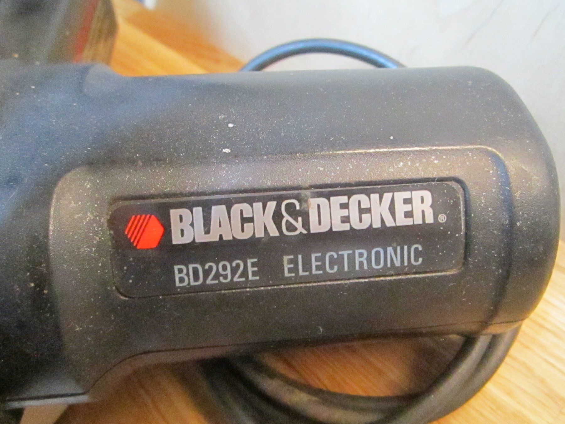 Aiguiseuses & polisseuses: Bandschleifer Black&Decker BD 292 E – D'occasion à ARISDORF par Sukawa1 3
