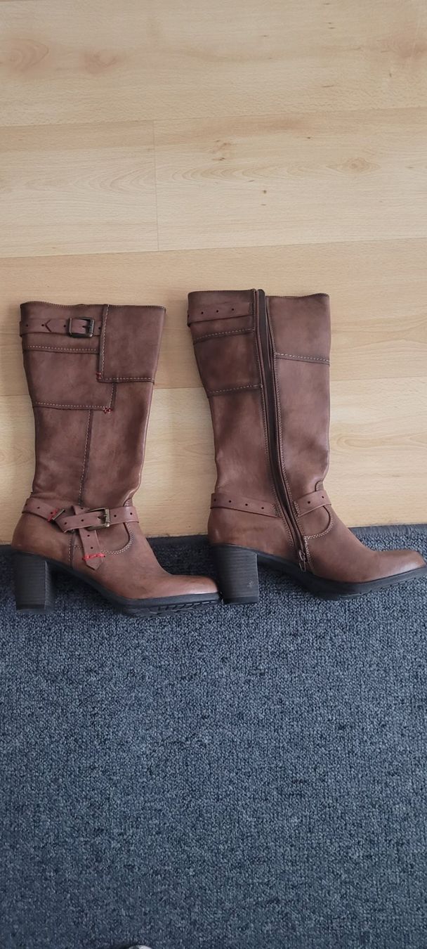 Scarpe da donna: Satz von Dammenstiefel Gr.40 – Nuovo (secondo la descrizione) da Schöfflisdorf venduto da CrRG21 2