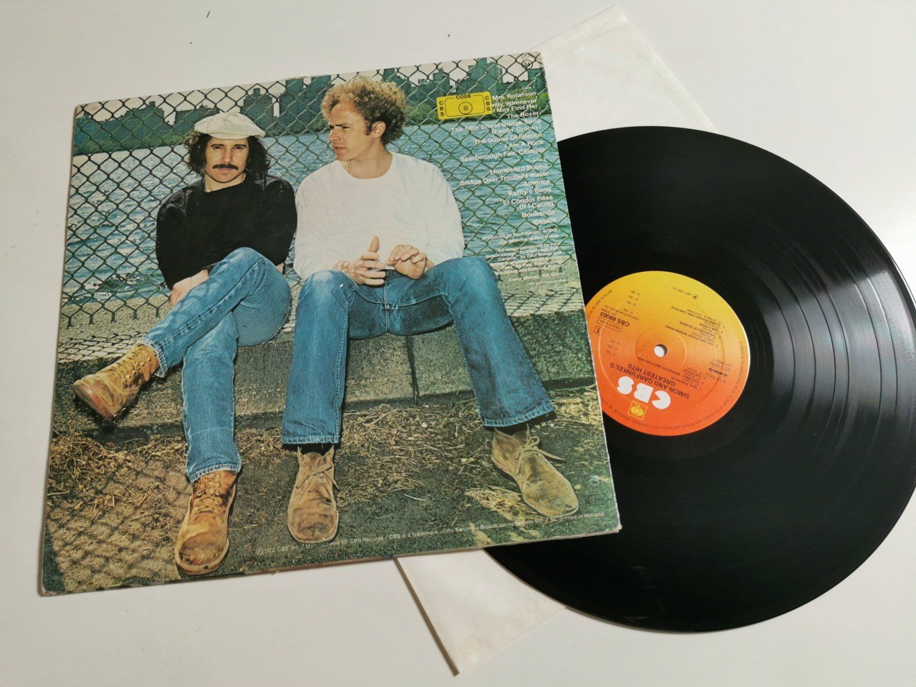 Dischi in vinile: SIMON & GARFUNKEL - GREATEST HITS – Usato da Grafenried venduto da House-of-Oldies 1
