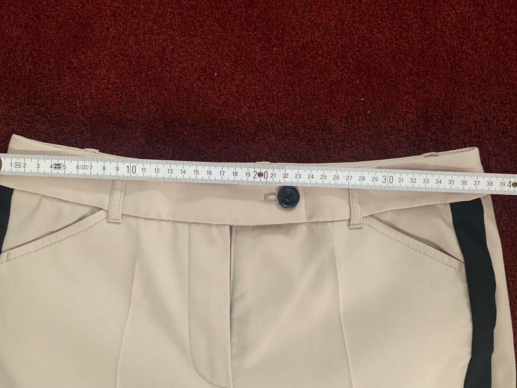 Taifun Pantaloni: Pantalon de tailleur Taifun environ taille 36 – Usato da Colombier NE venduto da Nikkon 3