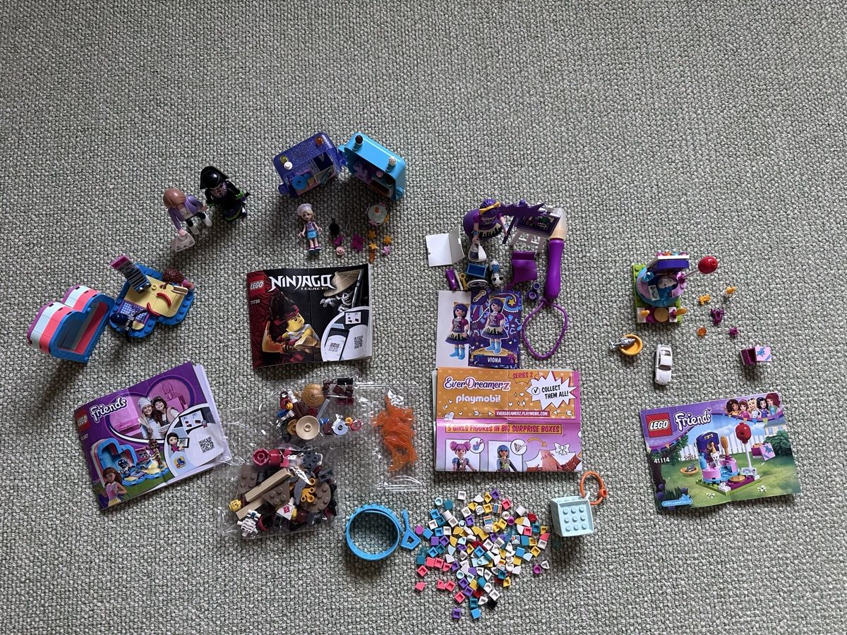 Lego Jeux de construction: LEGO & Playmobil Mixed Lot – D'occasion à Bex par roopa.gorla