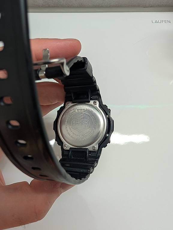 Casio Orologi: Uhr Casio G-Shock DW-5600E-1V – Usato da Frauenfeld venduto da Yuriy 3
