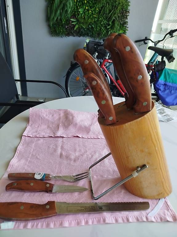 Coltelli: Küchenmesser Set de couteaux de cuisine – Usato da Fribourg venduto da Markbraun 2