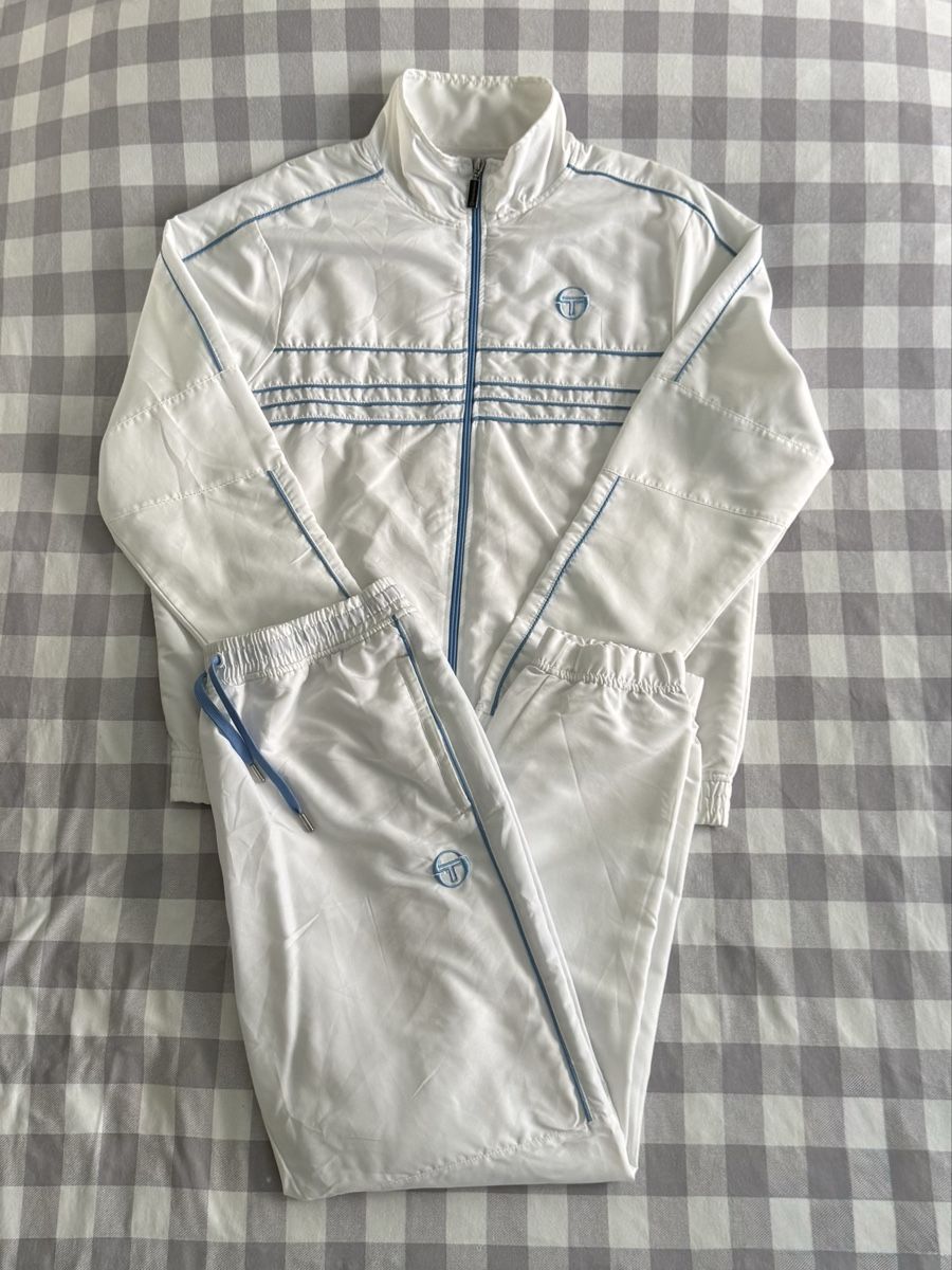 Completi: Sergio Tacchini Trainingsanzug Weiss Grösse L – Nuovo (secondo la descrizione) da Rudolfstetten venduto da ste_hw3y