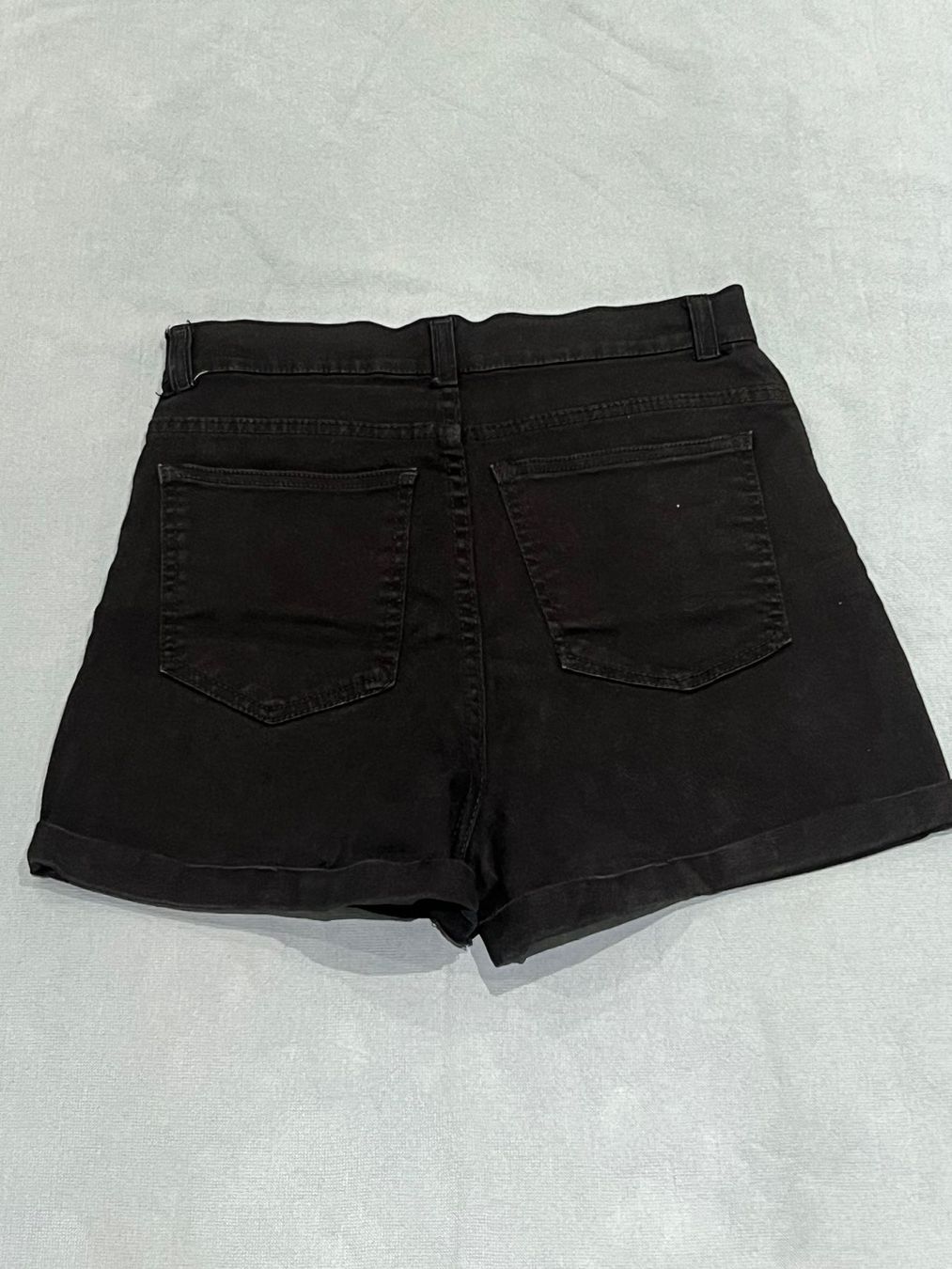 Pantaloni: Jeans Shorts Schwarz Stretchy Grösse 28 – Usato da Zürich venduto da Stami129 3