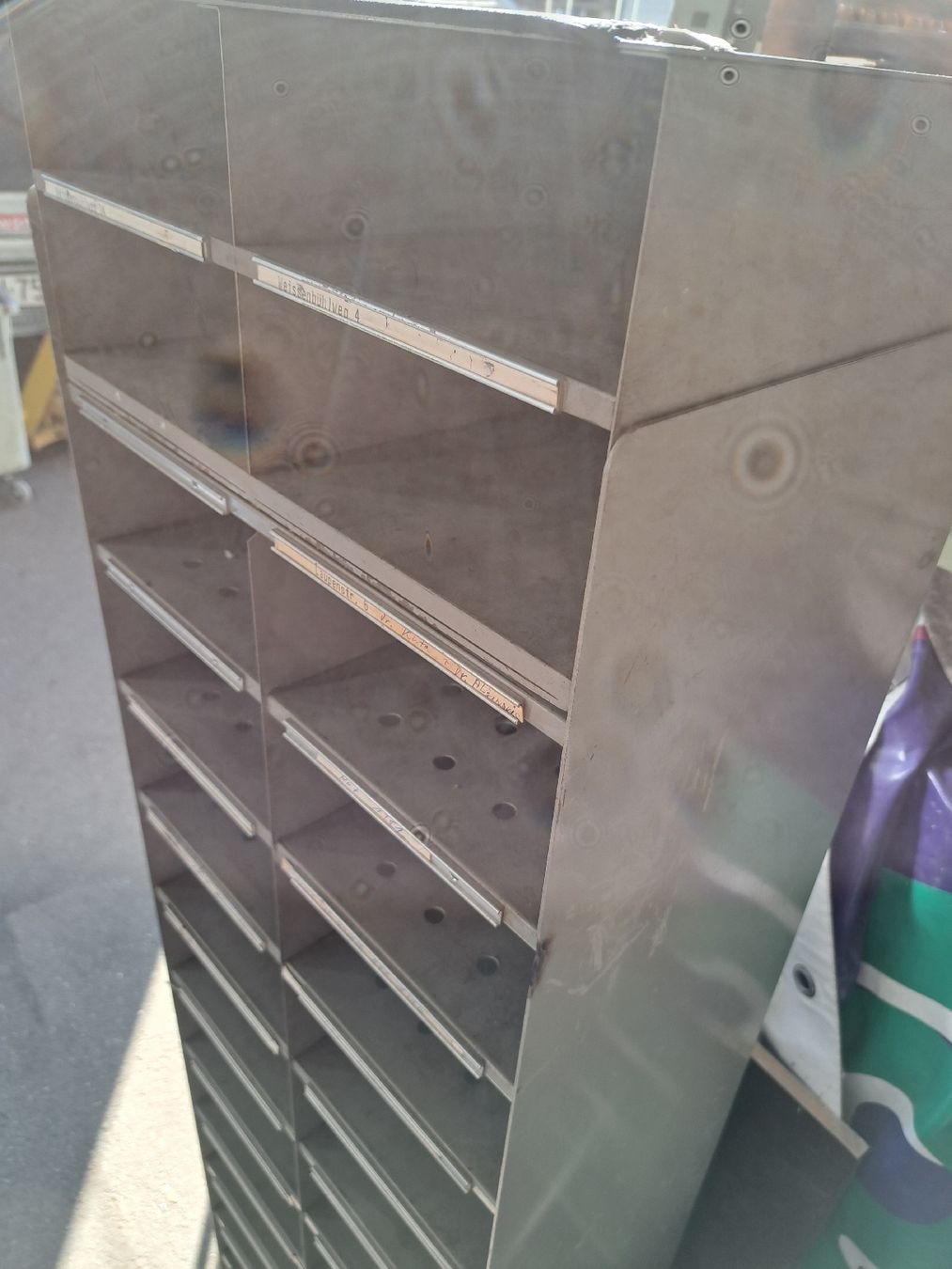 Scaffali: Metallregal Vintage PTT Postfach – Usato da Grossdietwil venduto da hufi10 4