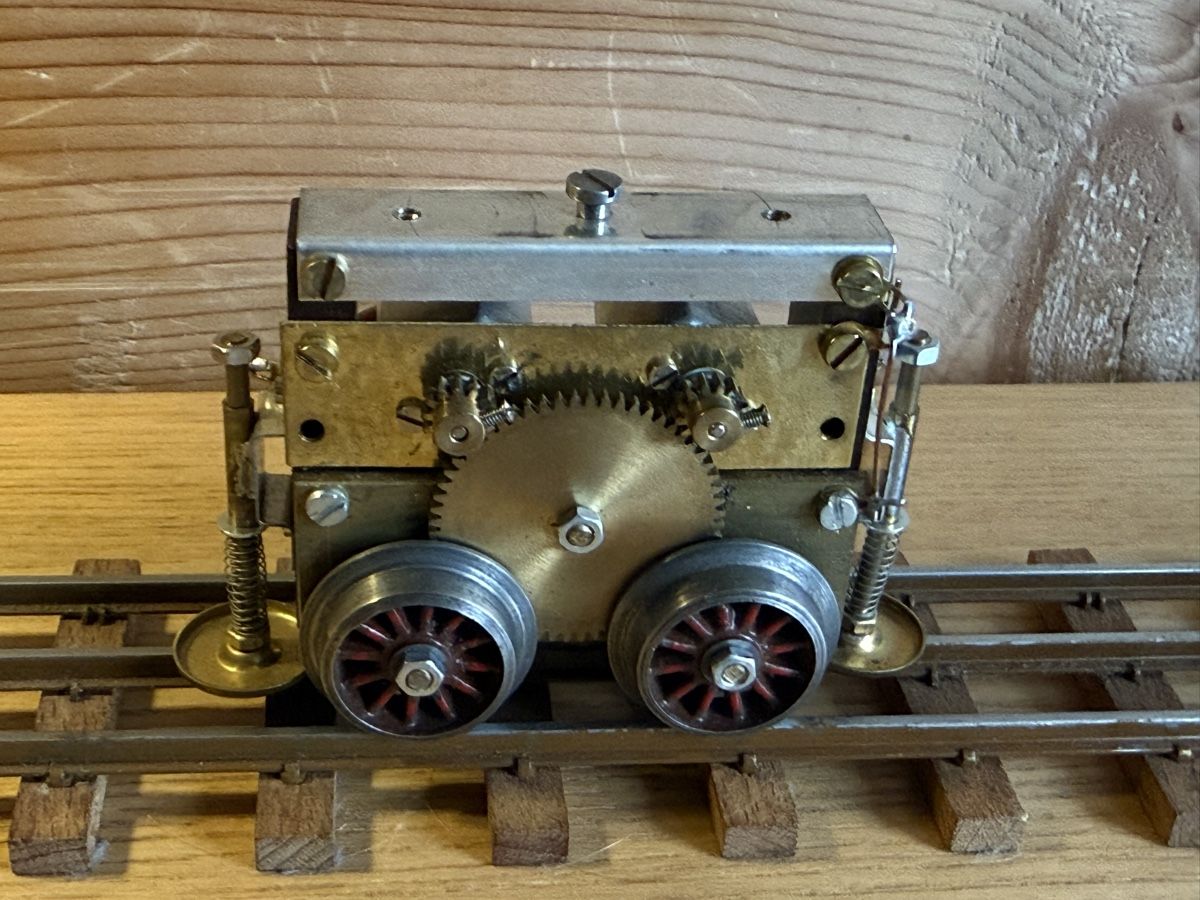 Modellini di ferrovie: Spur 0 Eigenbau Lokantrieb DC 2 Motoren  – Usato da Amden venduto da vipernatter 1