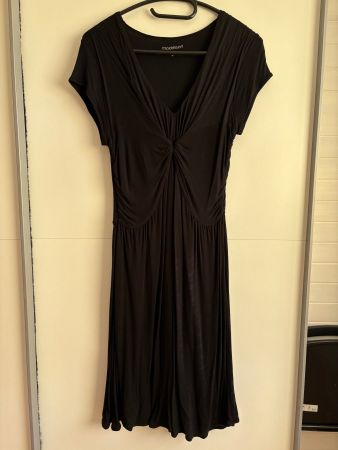 Kleid Maddison Gr M schwarz, k.Arm, gefüttert