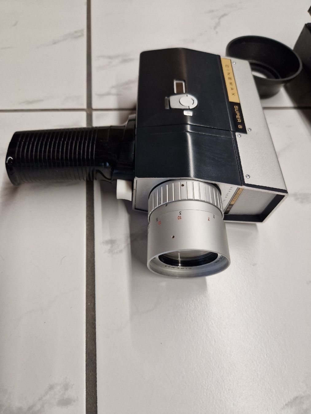 Videocamere: Cinemax C-401 super 8 – Usato da Arbon venduto da Mayak_Sound