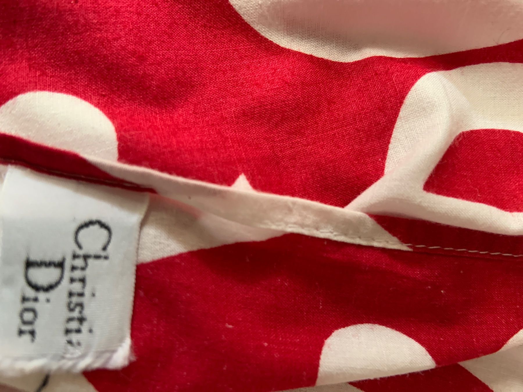 Tessuti: Nappe Dior – Usato da Ecublens VD venduto da timily 1