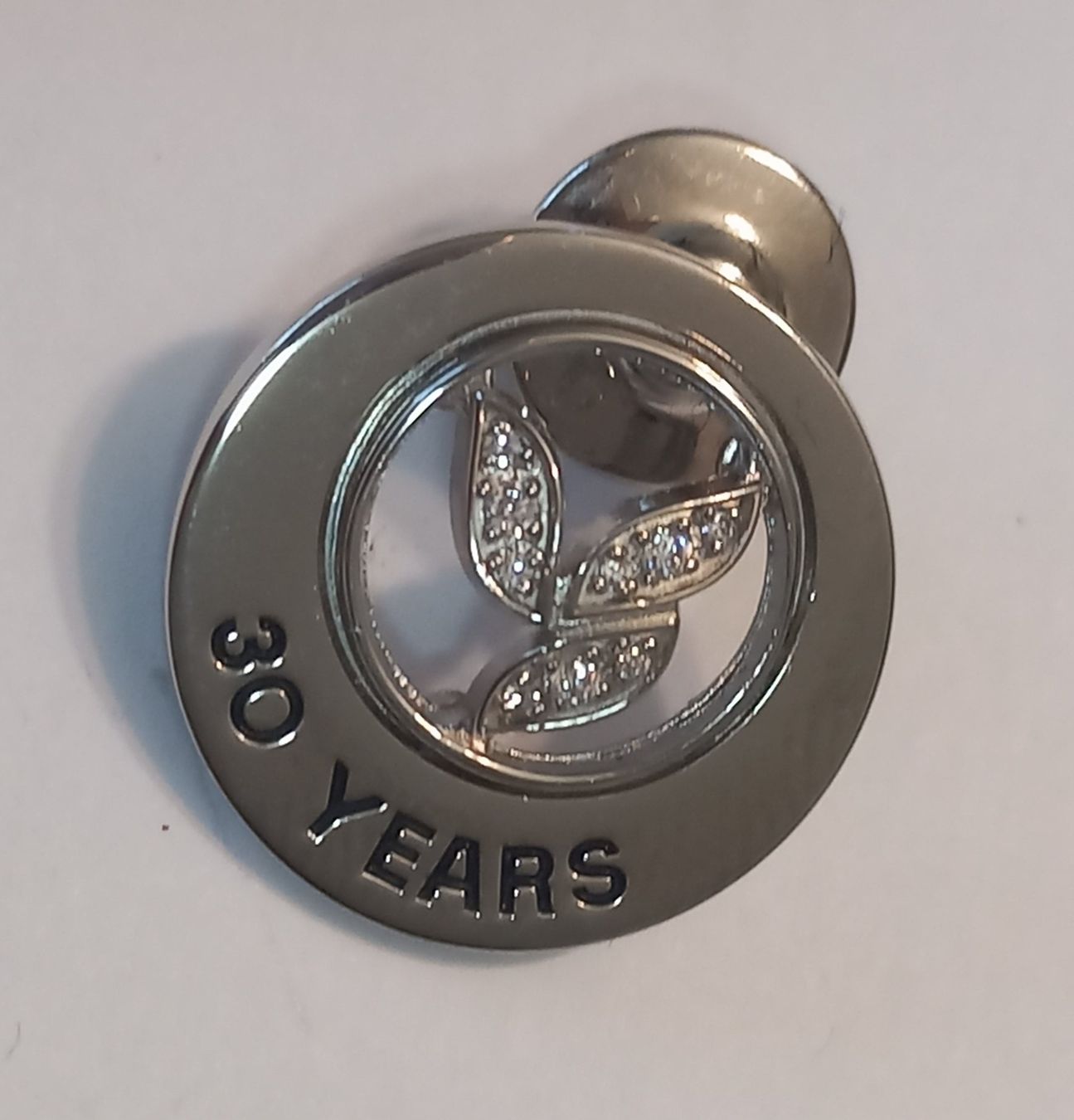 Broches & Aiguilles: Ansteckpin – D'occasion à Reinach BL par Niculescu